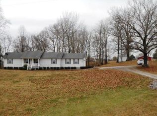 962 County House Rd, Sparta, TN 38583