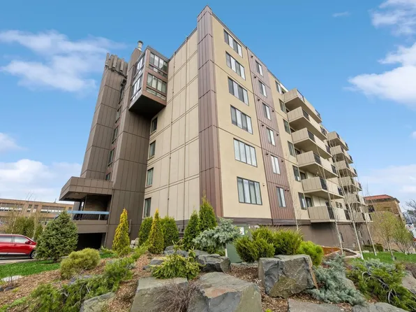 2800 W 44th St Unit 104, Minneapolis, MN 55410