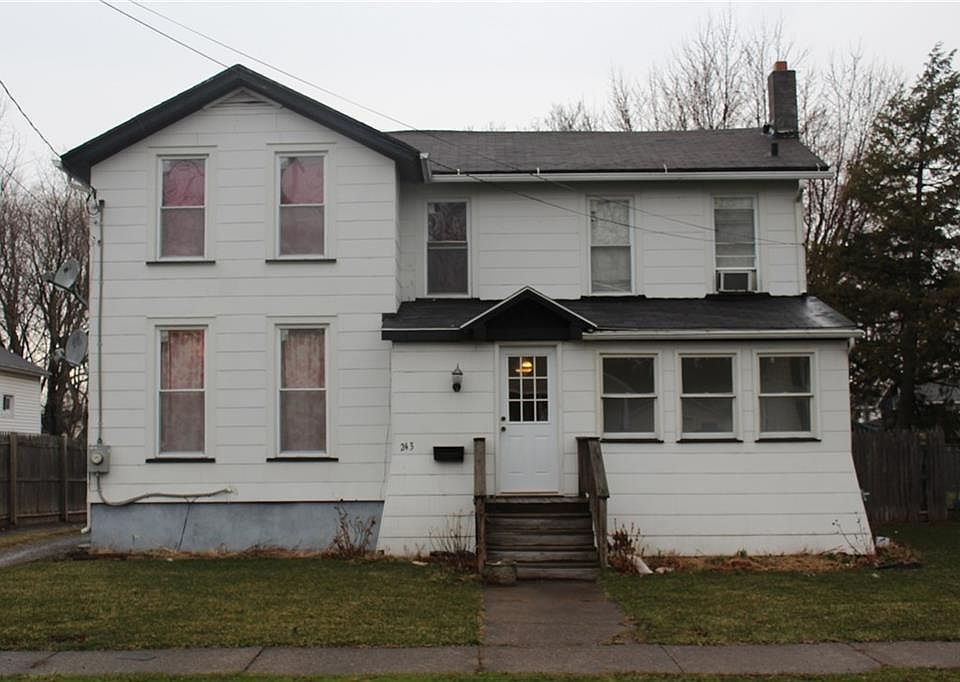 1st image of 243 E Park St