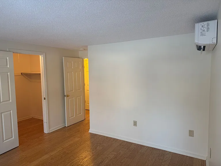 9 & 11 Oakview Dr. — Photo 18