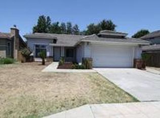 2731 Dennis Ave, Clovis, CA 93611