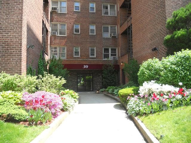 1st image of 30 N Broadway APT 2J