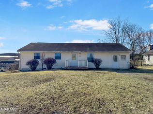 131 Poplar Dr, Salix, PA 15952