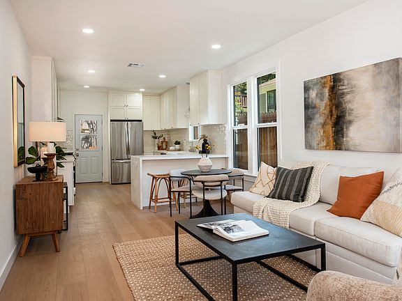 3rd image of 405 E Figueroa St