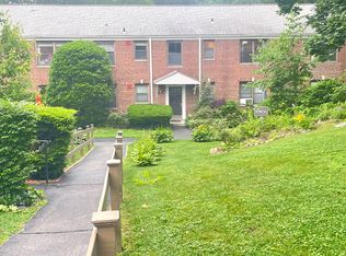 62 Rockledge Rd APT 2B, Hartsdale, NY 10530