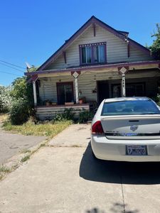 512 S Los Angeles Ave, Stockton, CA, 95203