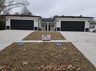 514 E Chase St #A, Athens, TX 75751