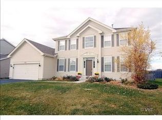 1480 S Lancaster Ln, Libertyville, IL 60048
