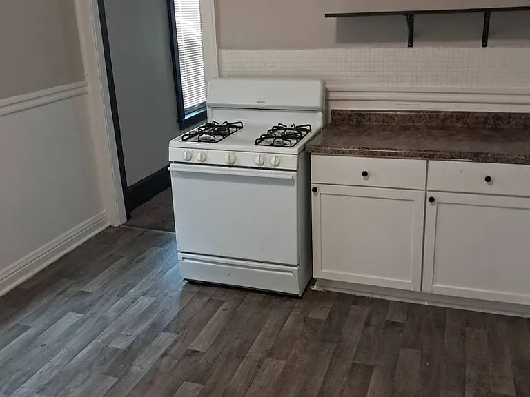 3350 N 25th St — Photo 9