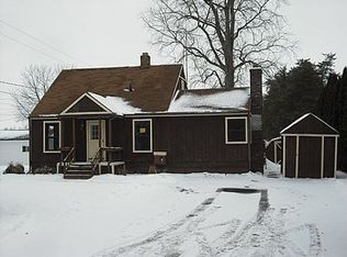 538 Dean Dr, Owosso, MI 48867