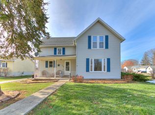 704 6th St, Colo, IA 50056