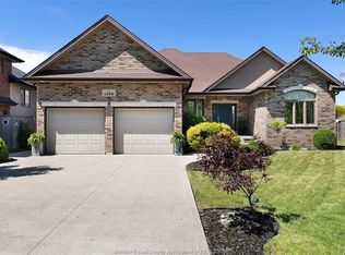 1266 Deer Run Trl, Lakeshore, ON N8L 0S8