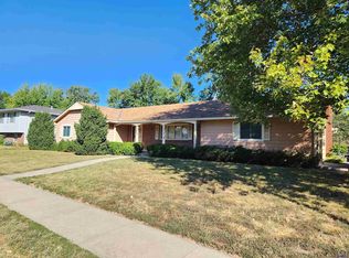 1900 SW 30th St S, Topeka, KS 66611