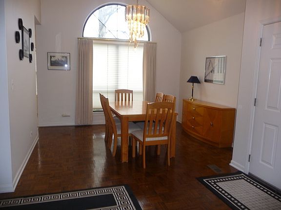 5th image of 7 Ascot Cir
