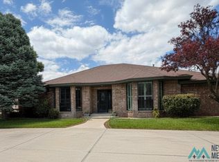 5001 N Carriage Rd, Hobbs, NM 88242