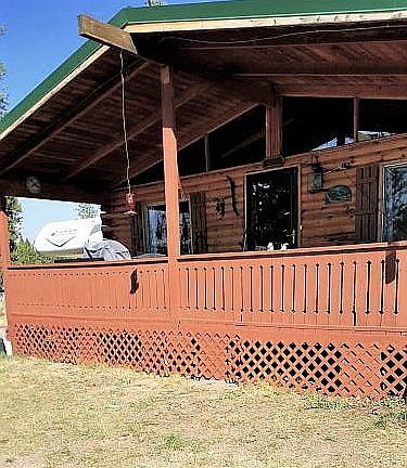 2nd image of 33 Whistling Pine Dr