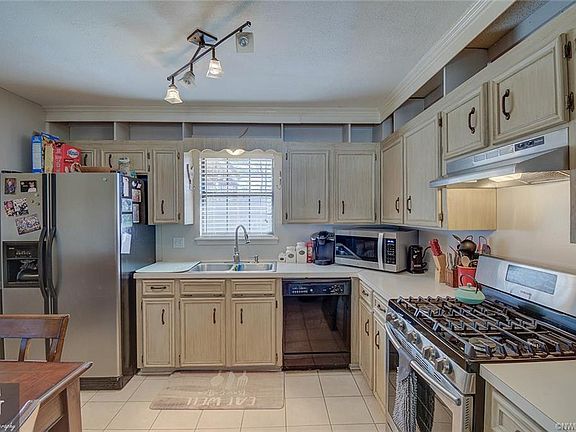 5th image of 7449 Pecanwood Ln