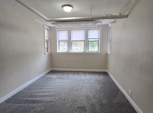 3258 W Belle Plaine Ave #G, Chicago, IL 60618