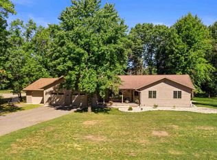 3211 Timber Valley Dr, Wisconsin Rapids, WI 54494