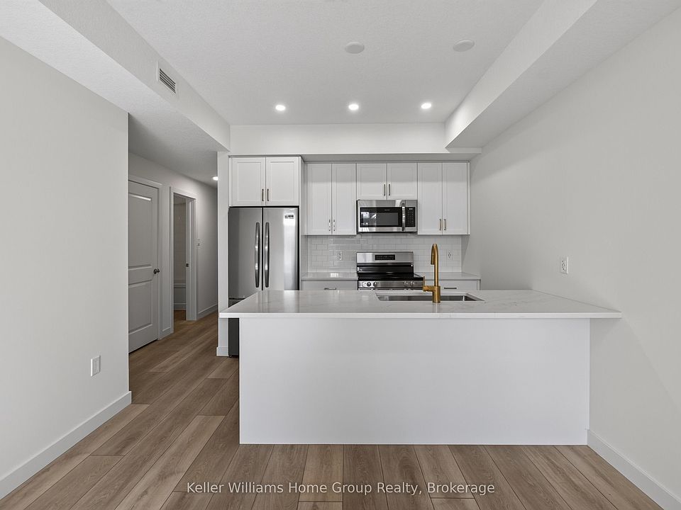 1st image of 824 Woolwich St #89
