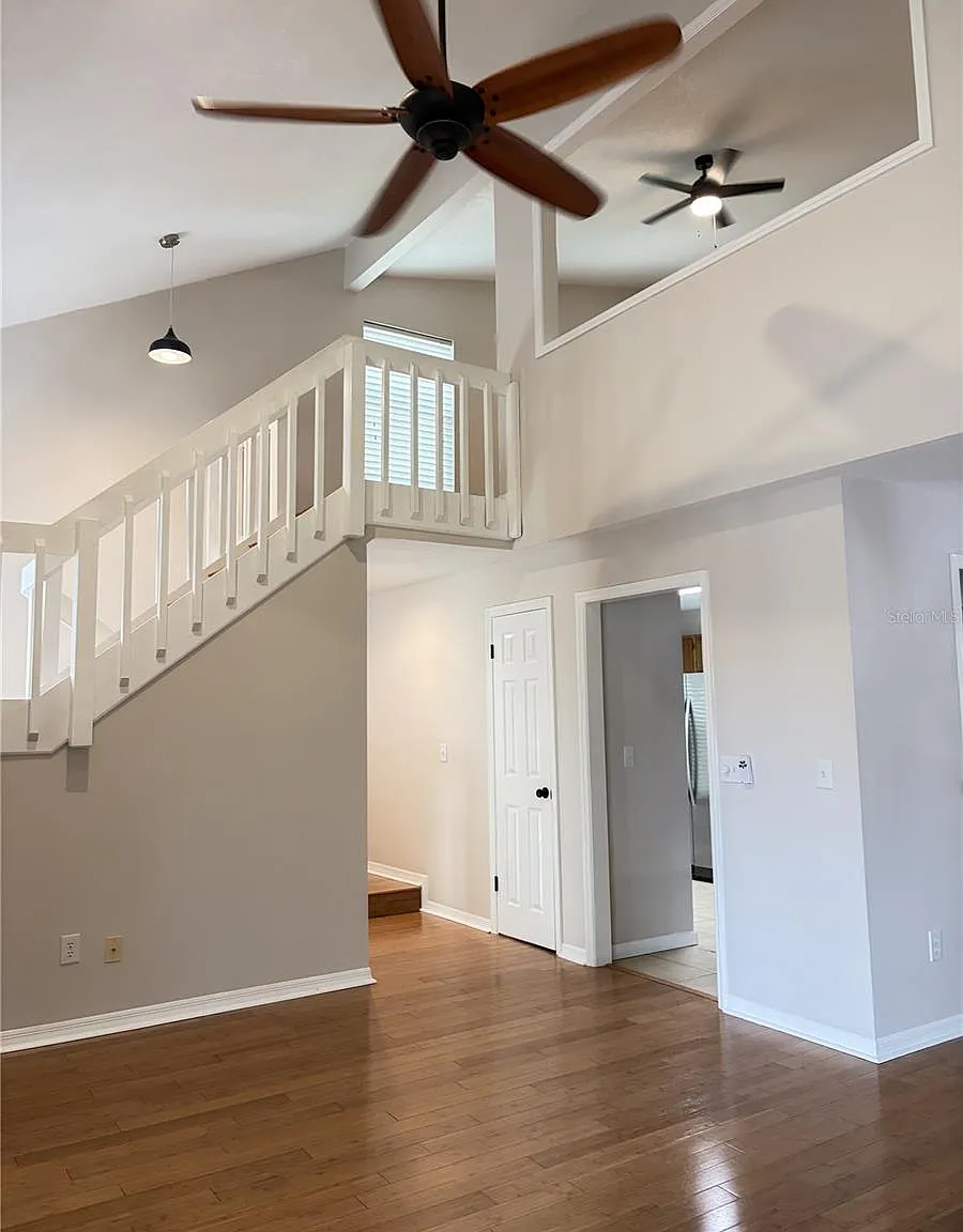 3 bed, 1150 sqft, $2,000 — Photo 4