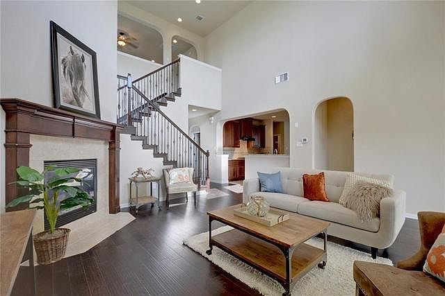 2nd image of 11017 Desert Willow Loop