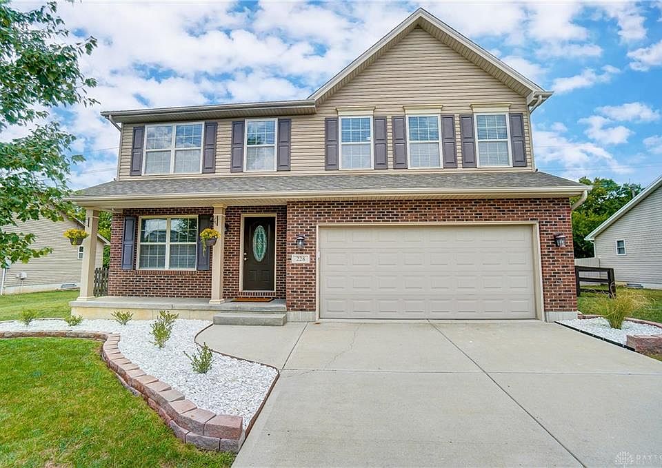 228 Auburn Meadows Ct, Carlisle, OH 45005 Zillow