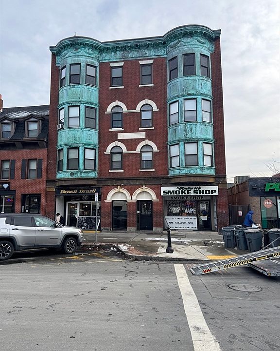 1st image of 25-31 Maverick Sq #5