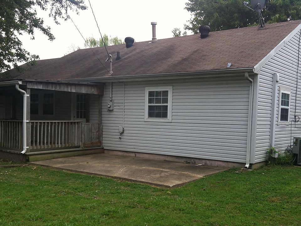 2nd image of 3607 E Surrey Dr