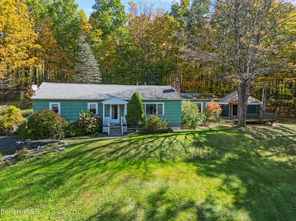 166 Whitman Rd, Hancock, MA 01237