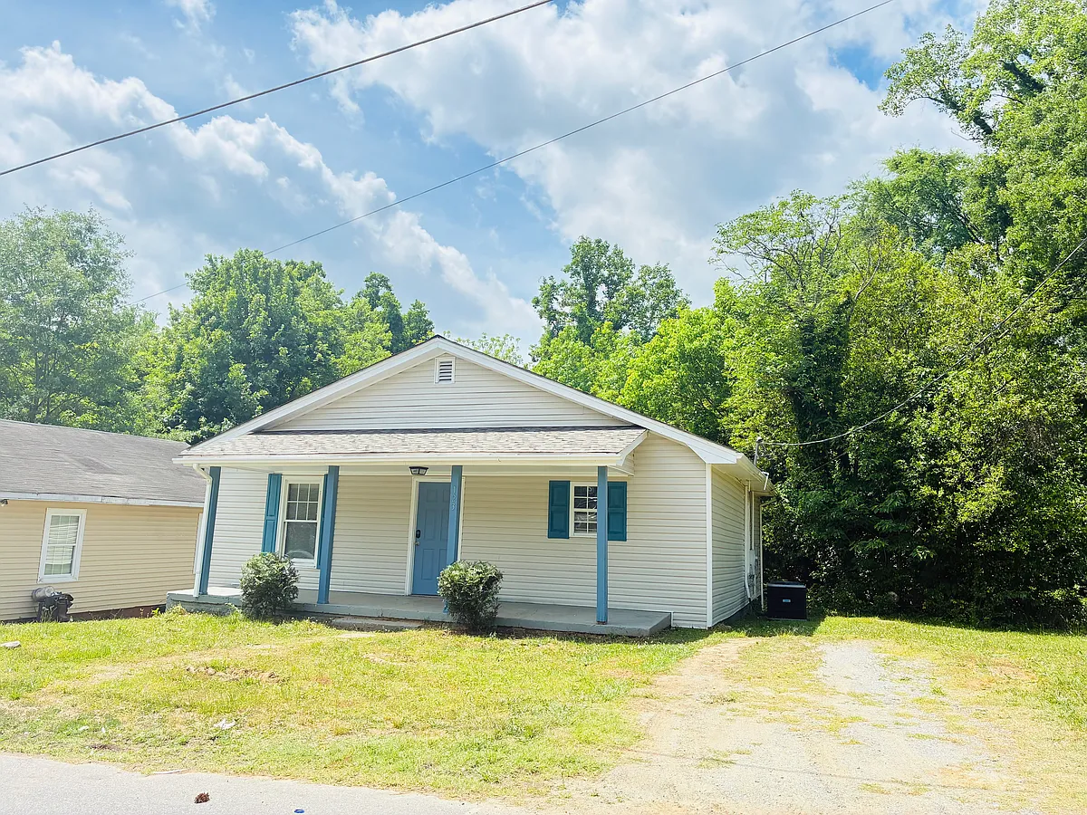 Building Photo - 123 Cline St