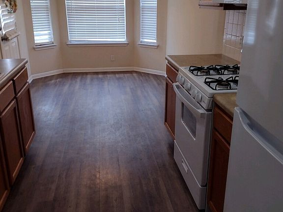 dining room_09092022