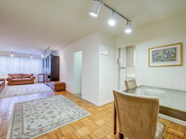 66-36 Yellowstone Boulevard image 2 of 19