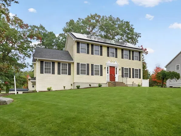 16 Horseshoe Ln, Clinton, MA 01510