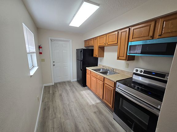 5th image of 1610 3rd St NW #A