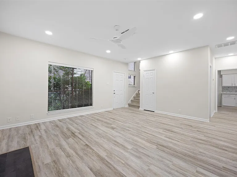 2668 Bering Dr #2668 — Photo 7