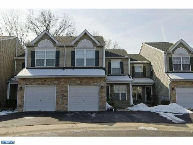 322 Green View Ct photo 1