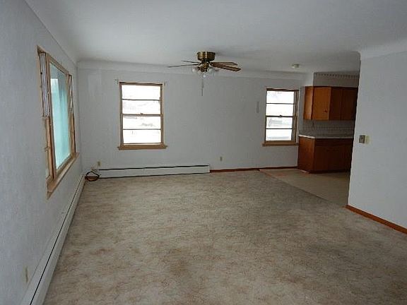 2nd image of 1 N Union Ave