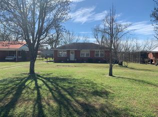 415 Bryant St, Brundidge, AL 36010