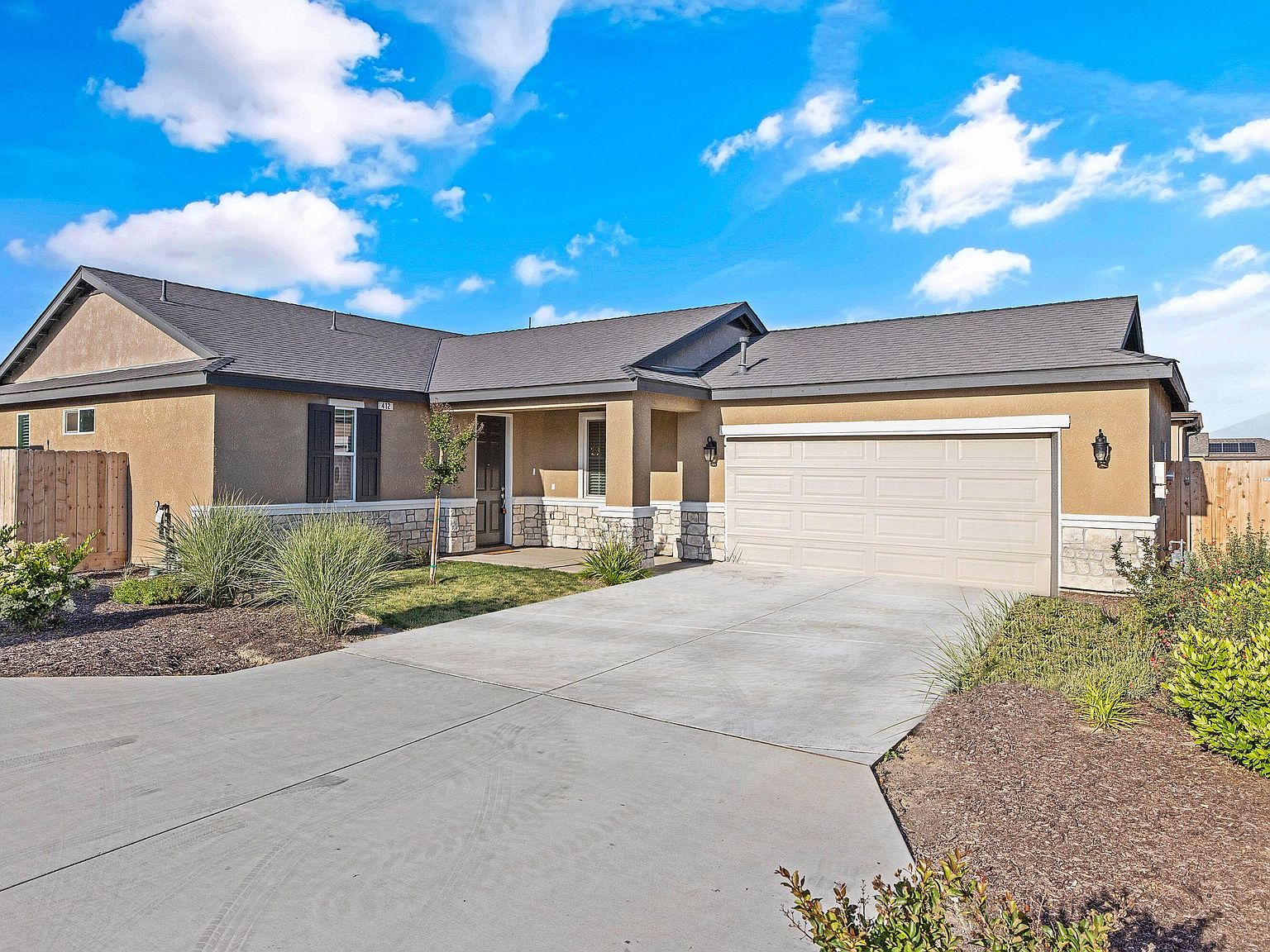 412 W Kimball Avenue, Visalia, CA 93277 Zillow