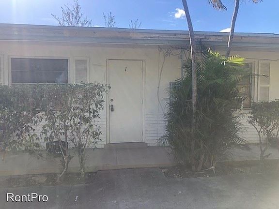 2nd image of 1109 S Federal Hwy APT 1