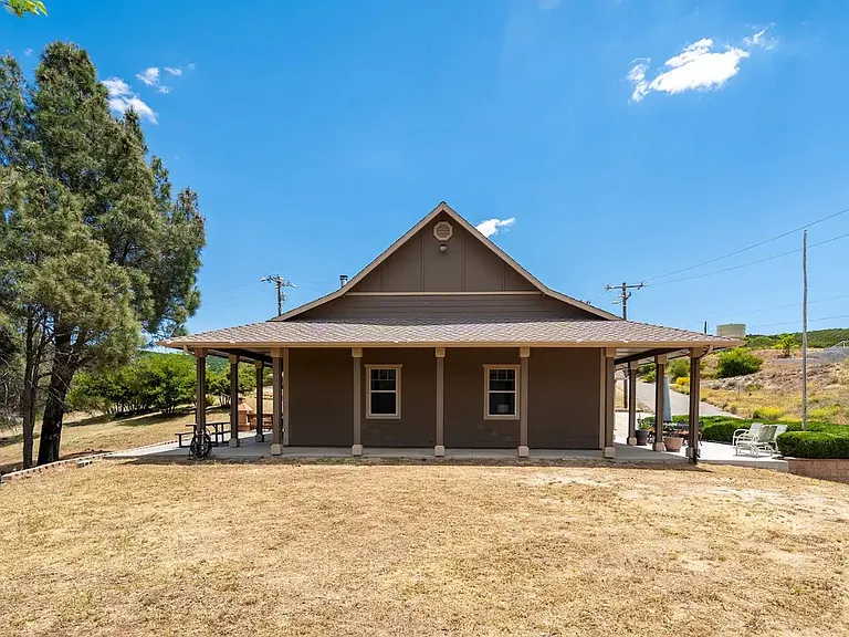 18087 Newview Dr — Photo 37