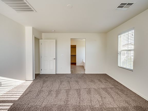 4th image of 7910 Torreys Peak St