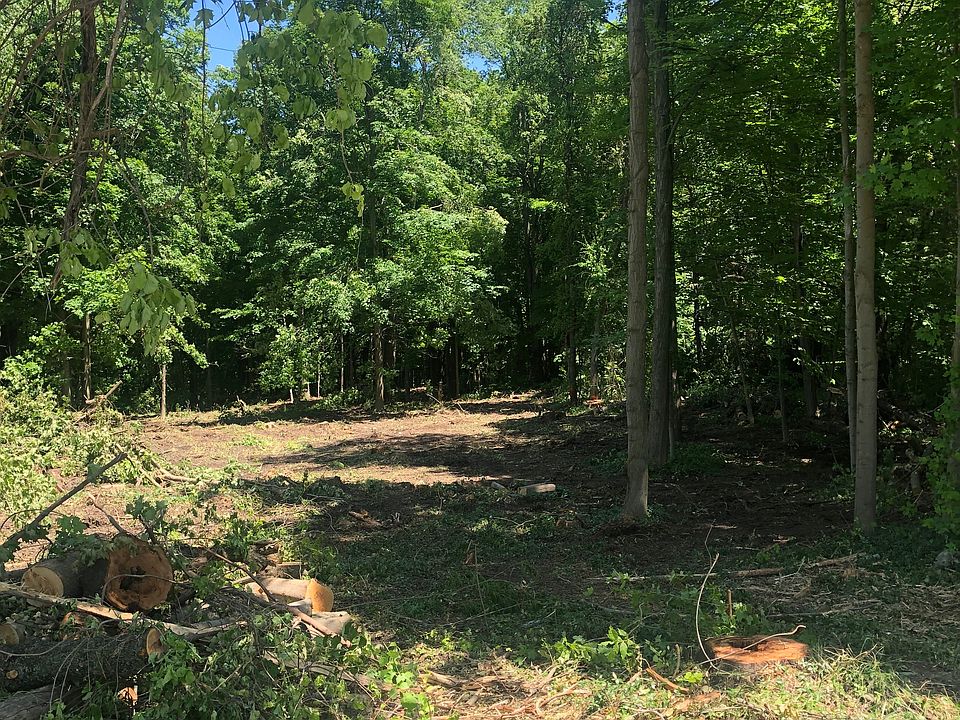 Driveway off Mcclements rd. 