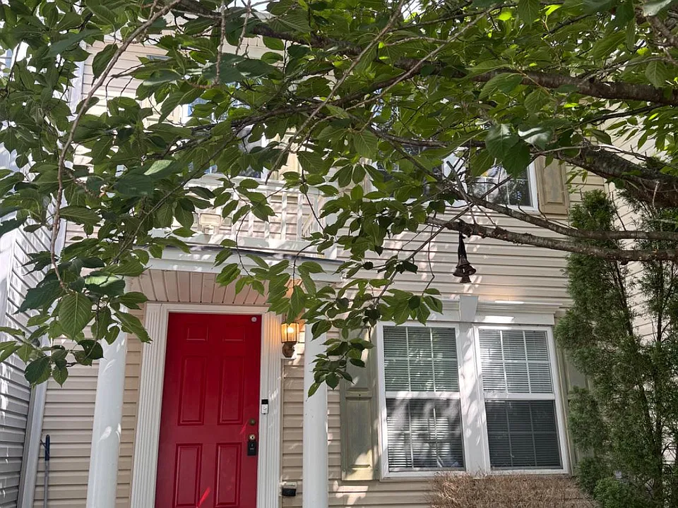 34 Grindstone Dr