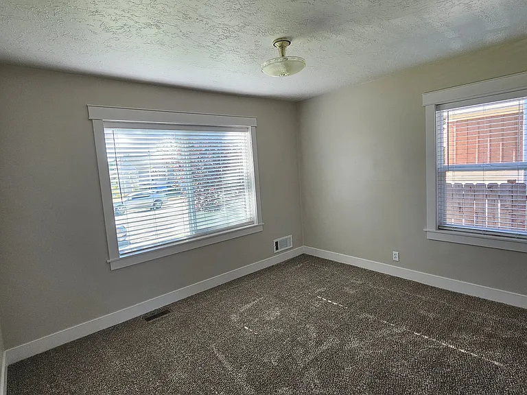 342 Filmore Ave — Photo 9