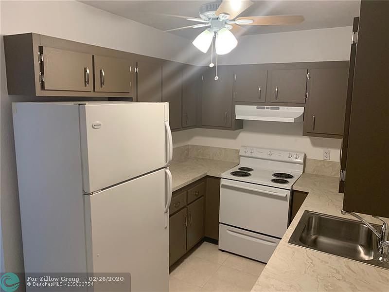 4105 Woodside Dr APT 4, Coral Springs, FL 33065 | Zillow