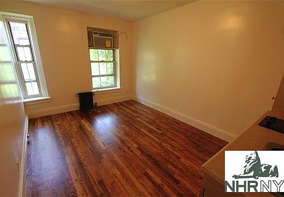 2nd image of 133 W 15th St APT 16