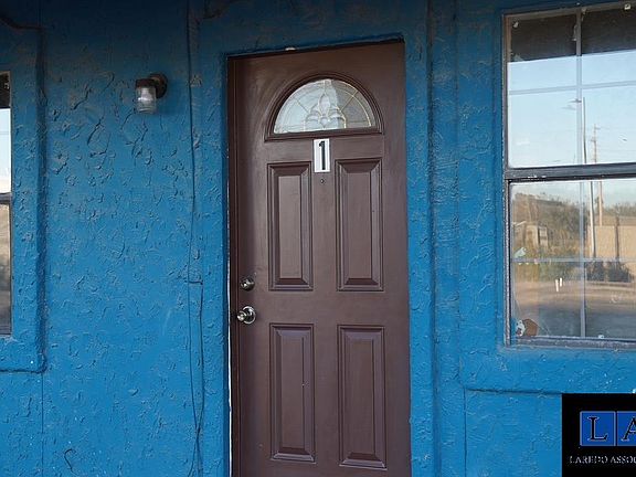 4th image of 111 W Harald St