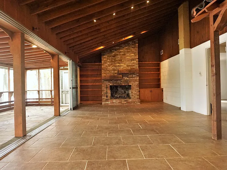 24542 Strand Dr — Photo 20